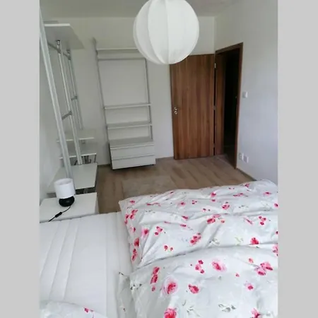Апартаменты Blizko Hlavnej Stanice A Centra Mesta *