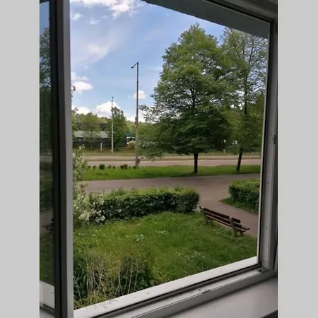 Blizko Hlavnej Stanice A Centra Mesta