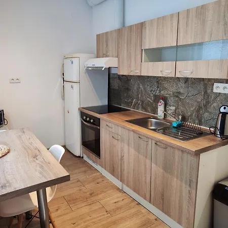 Blizko Hlavnej Stanice A Centra Mesta Apartman
