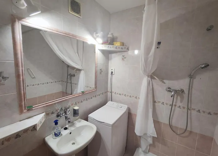 Blizko Hlavnej Stanice A Centra Mesta Apartment *