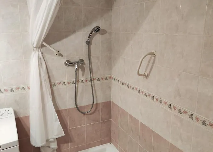 Blizko Hlavnej Stanice A Centra Mesta *