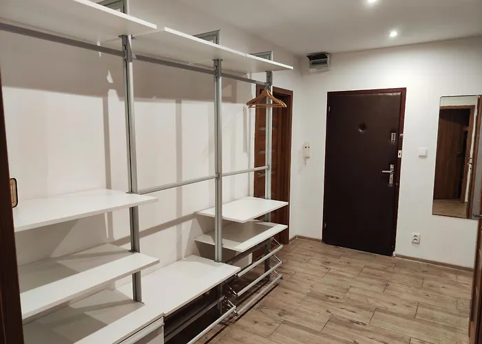 Blizko Hlavnej Stanice A Centra Mesta Apartment *